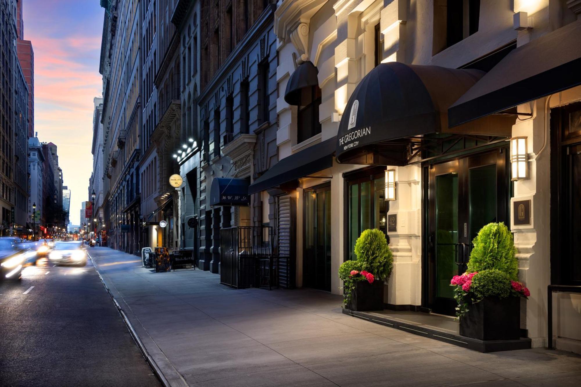 The Gregorian New York City Экстерьер фото